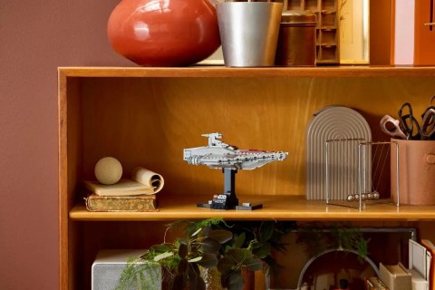 75404 - LEGO Star Wars - Krążownik szturmowy typu Acclamator 75404 - LEGO Star Wars - Krążownik szturmowy typu Acclamator