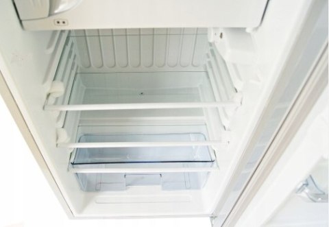 Lodówka PODBLATOWA HOTELOWA ZAMRAŻALNIK 85cm Sigma BC-95 Biała Lodówka PODBLATOWA HOTELOWA ZAMRAŻALNIK 85cm Sigma BC-95 Biała