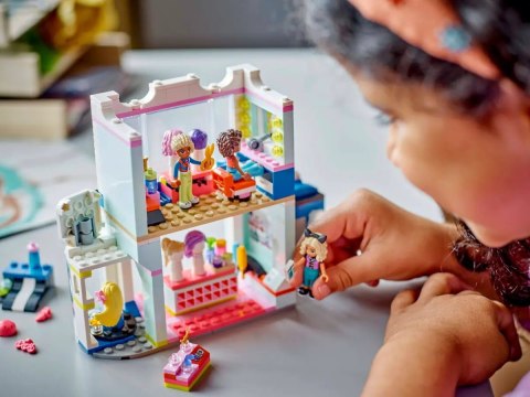 42662 - LEGO Friends - Salon fryzjerski i sklep z ozdobami 42662 - LEGO Friends - Salon fryzjerski i sklep z ozdobami