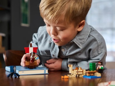 21259 - LEGO Minecraft - Rejs statkiem pirackim 21259 - LEGO Minecraft - Rejs statkiem pirackim