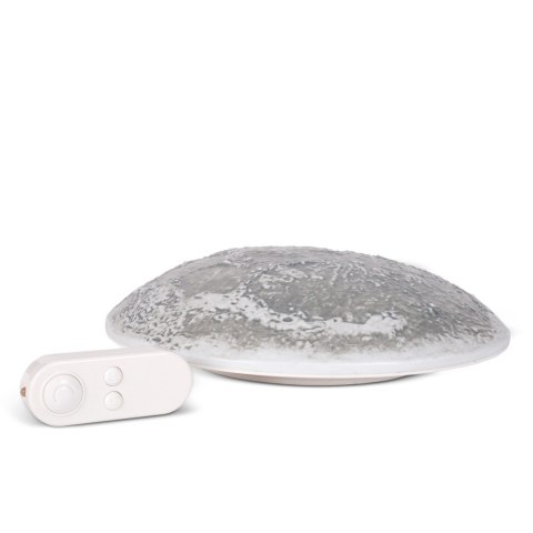 KSIĘŻYĆ W MOIM POKOJU