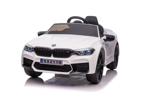Auto Na Akumulator BMW M5 DRIFT Białe Auto Na Akumulator BMW M5 DRIFT Białe
