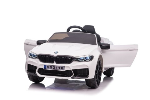 Auto Na Akumulator BMW M5 DRIFT Białe Auto Na Akumulator BMW M5 DRIFT Białe