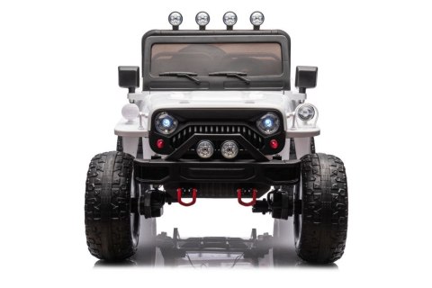 Auto Na Akumulator JH-102 Białe 4x4 Auto Na Akumulator JH-102 Białe 4x4