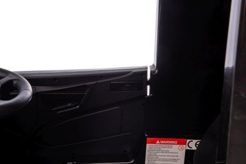 Auto Na Akumulator Scania 500R HL698 Czarne Lakierowane 4x4 Auto Na Akumulator Scania 500R HL698 Czarne Lakierowane 4x4