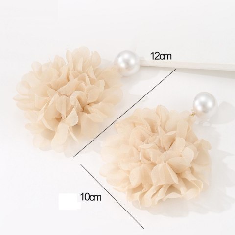 Kolczyki wiszące, efektowne tiulowe kwiat z perła, sztyft krem K1710