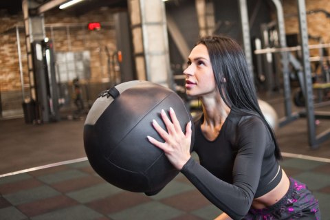 Piłka lekarska do ćwiczeń 6 kg REBEL ACTIVE Piłka lekarska do ćwiczeń 6 kg REBEL ACTIVE