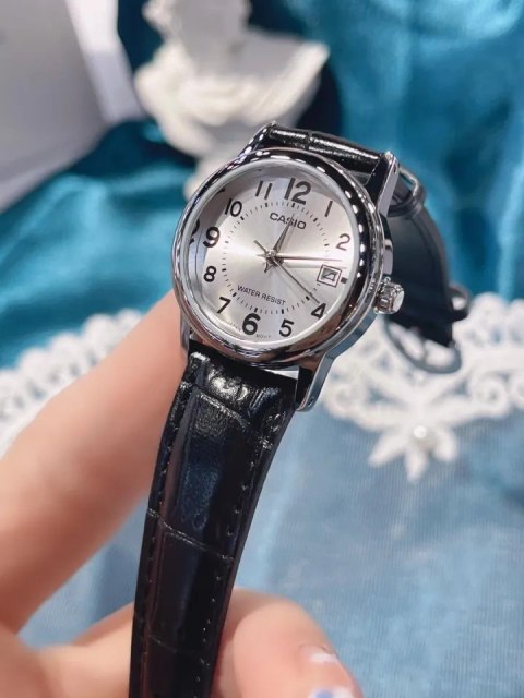 ZEGAREK DAMSKI CASIO LTP-V002L 7BUDF (zd584b) + BOX ZEGAREK DAMSKI CASIO LTP-V002L 7BUDF (zd584b) + BOX