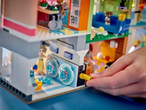 42670 - LEGO Friends - Mieszkania i sklepy w mieście Heartlake 42670 - LEGO Friends - Mieszkania i sklepy w mieście Heartlake