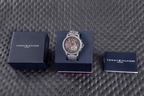 ZEGAREK MĘSKI TOMMY HILFIGER HENRY 1710479 + BOX ZEGAREK MĘSKI TOMMY HILFIGER HENRY 1710479 + BOX