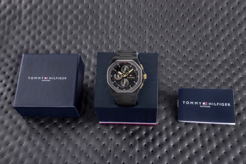 ZEGAREK MĘSKI TOMMY HILFIGER NEO 1792120 + BOX ZEGAREK MĘSKI TOMMY HILFIGER NEO 1792120 + BOX