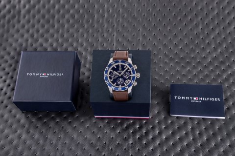 ZEGAREK MĘSKI TOMMY HILFIGER TH85 CHRONOGRAPH 1792163 + BOX ZEGAREK MĘSKI TOMMY HILFIGER TH85 CHRONOGRAPH 1792163 + BOX