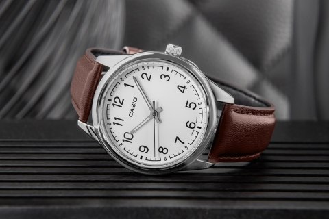 ZEGAREK MĘSKI CASIO MTP-V005L-7B4UDF + BOX ZEGAREK MĘSKI CASIO MTP-V005L-7B4UDF + BOX