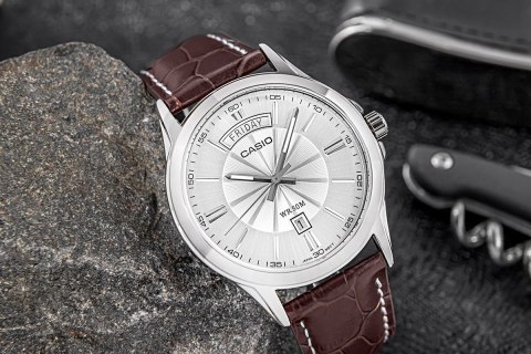 ZEGAREK MĘSKI CASIO MTP-1381L-7AVDF + BOX ZEGAREK MĘSKI CASIO MTP-1381L-7AVDF + BOX