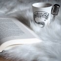 KUBEK MIKROFON PREZENT DLA NAUĆZYĆIELA MUZYKI NUTY