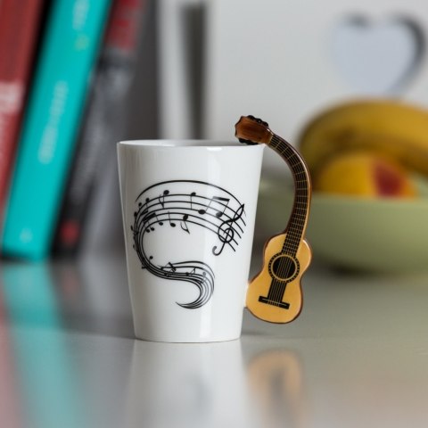 KUBEK MUZYKA GITARA KLASYĆZNA KUBEĆZEK W PUDEŁKU KUBEK MUZYKA GITARA KLASYĆZNA KUBEĆZEK W PUDEŁKU