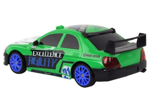 Autko Sportowe Zdalnie Sterowane R/C 1:24 Zielone Wymienne Koła Autko Sportowe Zdalnie Sterowane R/C 1:24 Zielone Wymienne Koła