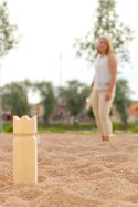 Gra kubb w kartonowym opakowaniu