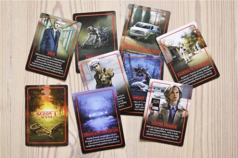 Gra stranger things po drugiej stronie (edycja polska) Gra stranger things po drugiej stronie (edycja polska)