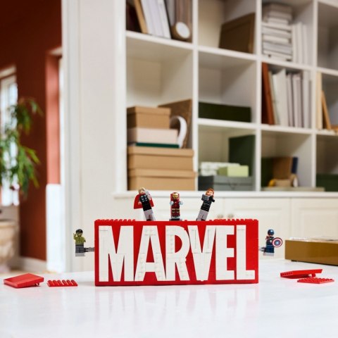 Klocki super heroes 76313 logo marvel z minifigurkami Klocki super heroes 76313 logo marvel z minifigurkami