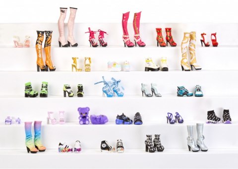 Akcesoria rainbow high buty asortyment 1 sztuka Akcesoria rainbow high buty asortyment 1 sztuka