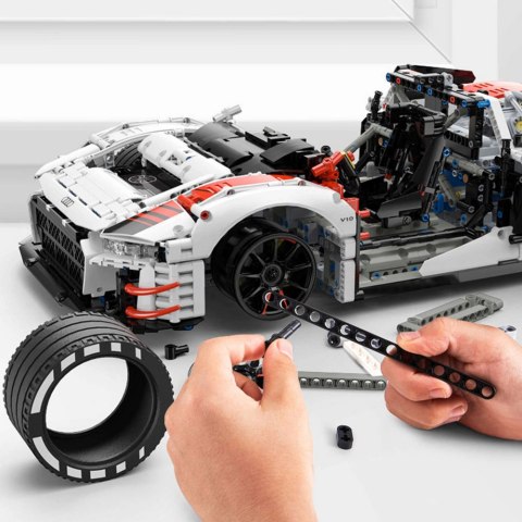 Klocki Konstrukcyjne Auto RC Rastar 1:8 Audi R8 3322 Elementów Klocki Konstrukcyjne Auto RC Rastar 1:8 Audi R8 3322 Elementów
