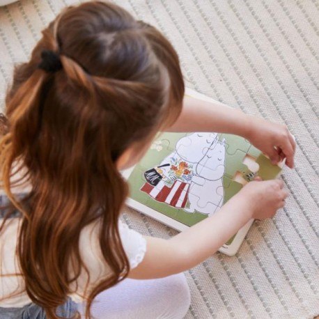 Drewniane puzzle,16 el. muminki - przytul mnie Drewniane puzzle,16 el. muminki - przytul mnie