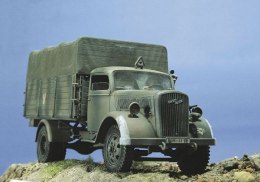 Model plastikowy opel blitz
