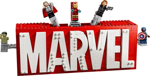 76313 - LEGO Super Heroes - Logo MARVEL z minifigurkami 76313 - LEGO Super Heroes - Logo MARVEL z minifigurkami