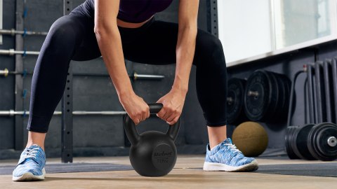 Kettlebell żeliwny 10kg, REBEL ACTIVE Kettlebell żeliwny 10kg, REBEL ACTIVE