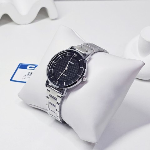ZEGAREK DAMSKI CASIO LTP-VT04D-1A (zd659a) + BOX ZEGAREK DAMSKI CASIO LTP-VT04D-1A (zd659a) + BOX