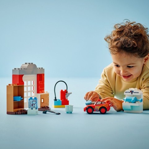 Klocki duplo disney 10456 wizyta mcqueena w warsztacie wójta Klocki duplo disney 10456 wizyta mcqueena w warsztacie wójta