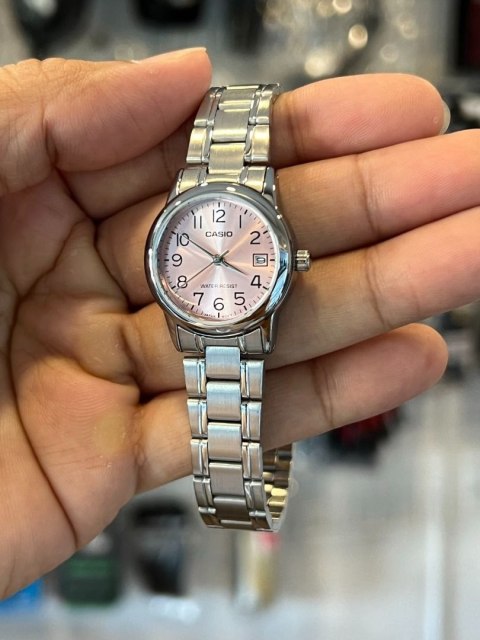 ZEGAREK DAMSKI CASIO LTP-V002D-4BUDF (zd587c) + BOX ZEGAREK DAMSKI CASIO LTP-V002D-4BUDF (zd587c) + BOX