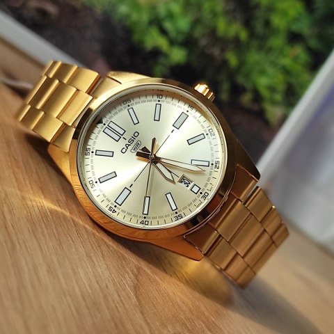 ZEGAREK MĘSKI CASIO MTP-VD02G-9EUDF (zd217d) + BOX ZEGAREK MĘSKI CASIO MTP-VD02G-9EUDF (zd217d) + BOX