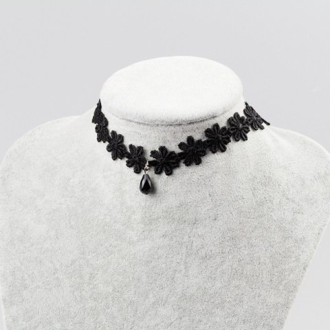 Naszyjnik czarny choker kwiatuszki z przywieszką N283