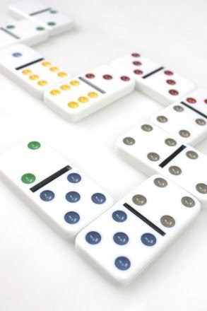 Gra domino klasyczne w puszce Gra domino klasyczne w puszce