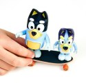 Bluey figurki 2pak jazda na deskorolce