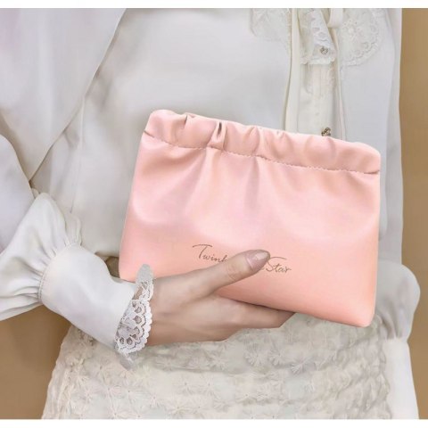 Kosmetyczka, saszetka na kosmetyki, wkładki, ekoskóra rozm M 16x12cm KS145R