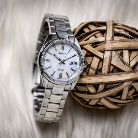ZEGAREK DAMSKI CASIO LTP-1302DS-4AVDF (zd521g) + BOX ZEGAREK DAMSKI CASIO LTP-1302DS-4AVDF (zd521g) + BOX