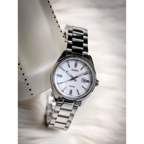 ZEGAREK DAMSKI CASIO LTP-1302DS-4AVDF (zd521g) + BOX ZEGAREK DAMSKI CASIO LTP-1302DS-4AVDF (zd521g) + BOX