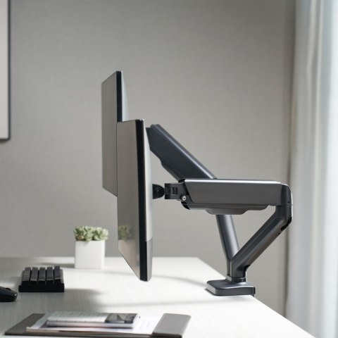 Uchwyt do 2 monitorów (17-32") Uchwyt do 2 monitorów (17-32")