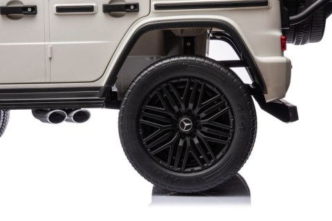 Auto Na Akumulator Mercedes G63 XXL Biały 4x4 Auto Na Akumulator Mercedes G63 XXL Biały 4x4