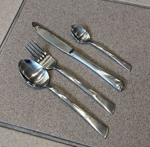 SZTUĆCE KiNGHOFF 72 ELE. POŁYSK KH-3520 SZTUĆCE KiNGHOFF 72 ELE. POŁYSK KH-3520