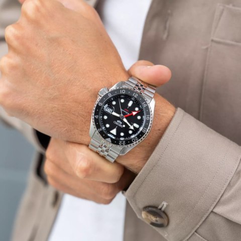 ZEGAREK MĘSKI SEIKO 5 SPORTS SSK001K1 GMT AUTOMAT WR100 + BOX ZEGAREK MĘSKI SEIKO 5 SPORTS SSK001K1 GMT AUTOMAT WR100 + BOX