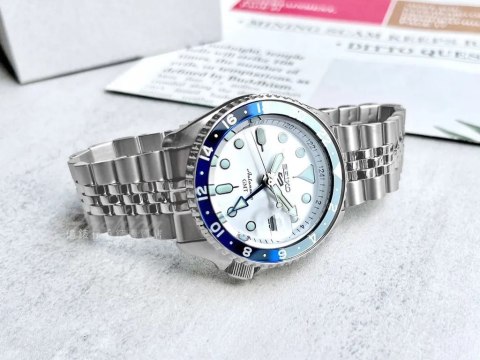 ZEGAREK MĘSKI SEIKO 5 SPORTS SSK033K1 + BOX ZEGAREK MĘSKI SEIKO 5 SPORTS SSK033K1 + BOX