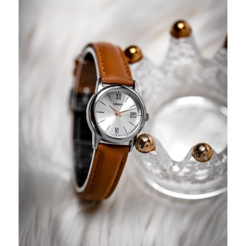 ZEGAREK DAMSKI CASIO LTP-V002L-7B3UDF (zd584k) + BOX ZEGAREK DAMSKI CASIO LTP-V002L-7B3UDF (zd584k) + BOX