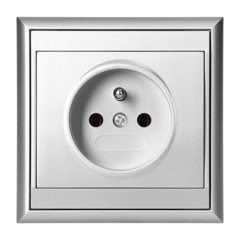 Gniazdo pojedyncze p/t 2P+Z Luna, 16A, 250V, PT-16L, srebrny Gniazdo pojedyncze p/t 2P+Z Luna, 16A, 250V, PT-16L, srebrny