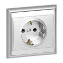 Gniazdo pojedyncze p/t 2P+Z, Schuko Luna, 16A, 250V, PT-17L, srebrny Gniazdo pojedyncze p/t 2P+Z, Schuko Luna, 16A, 250V, PT-17L, srebrny