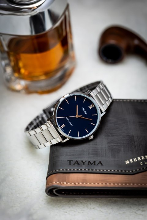 ZEGAREK MĘSKI CASIO MTP-VT01D-2B (zd165n) + BOX ZEGAREK MĘSKI CASIO MTP-VT01D-2B (zd165n) + BOX