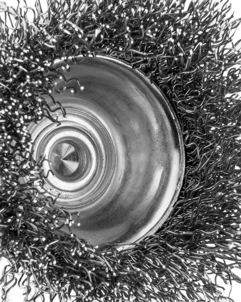 Szczotka druciana doczołowa 50 mm, drut karbowany, stalowy, z trzpieniem 6 mm Szczotka druciana doczołowa 50 mm, drut karbowany, stalowy, z trzpieniem 6 mm